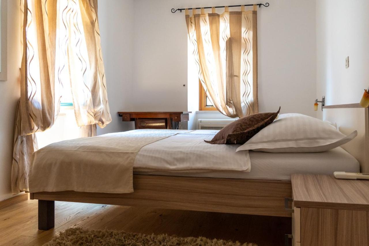 Apartments Linda Makarska Eksteriør billede